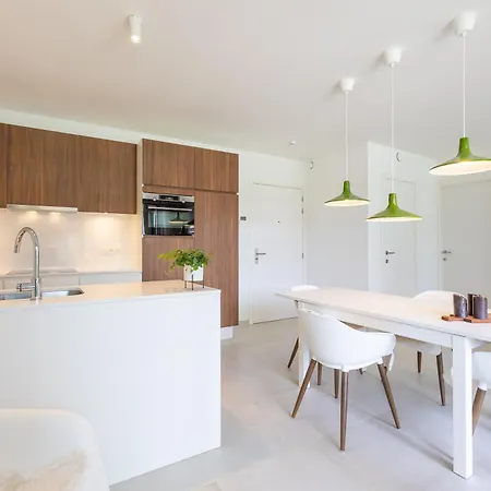 Lecomte - The Shoreline 153 Apartment *