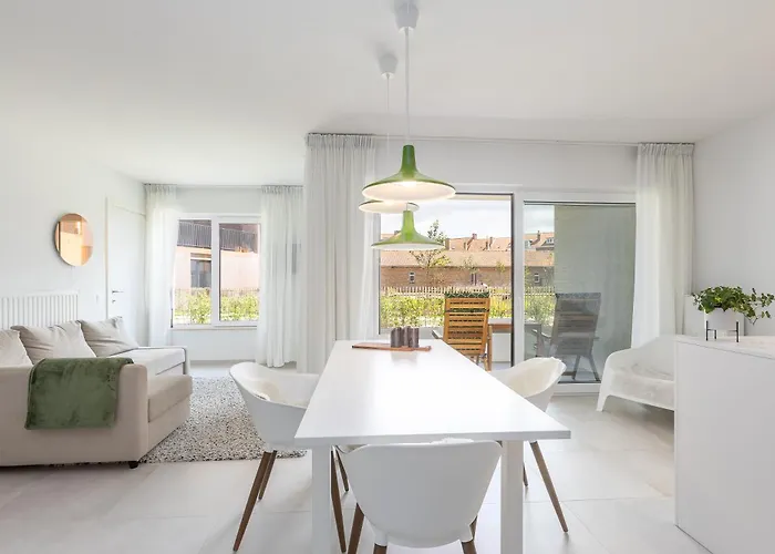 Lecomte - The Shoreline Green C *